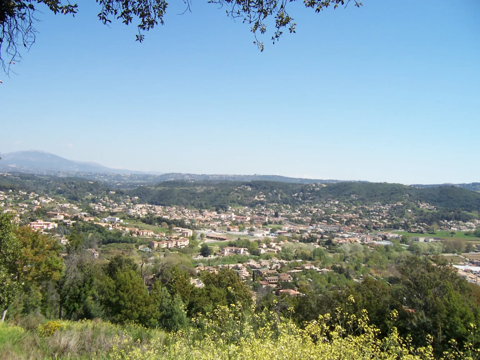 Vallée de la Siagne vue depuis les collines de Pégomas, près de La Roquette-sur-Siagne